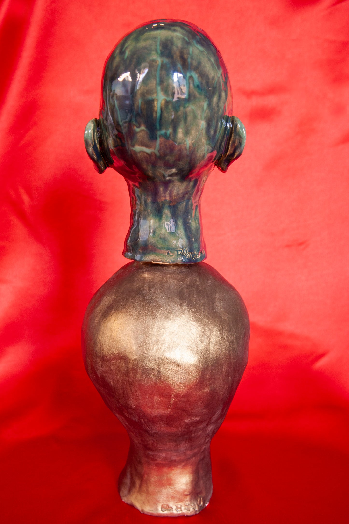 Ceramic sculpture "Who am I?