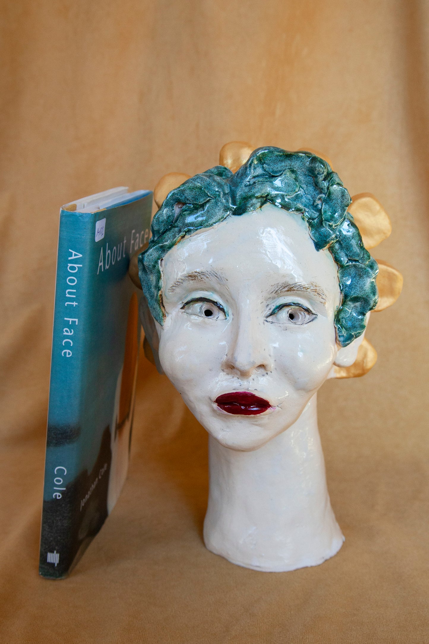 Fanny - ceramic sculpture