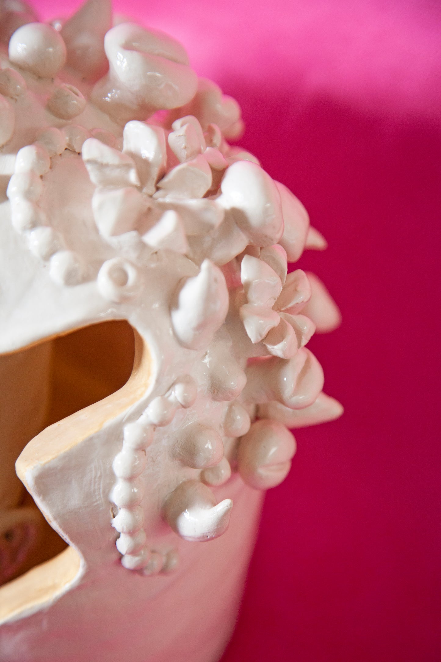 The Kiss - ceramic sculpture