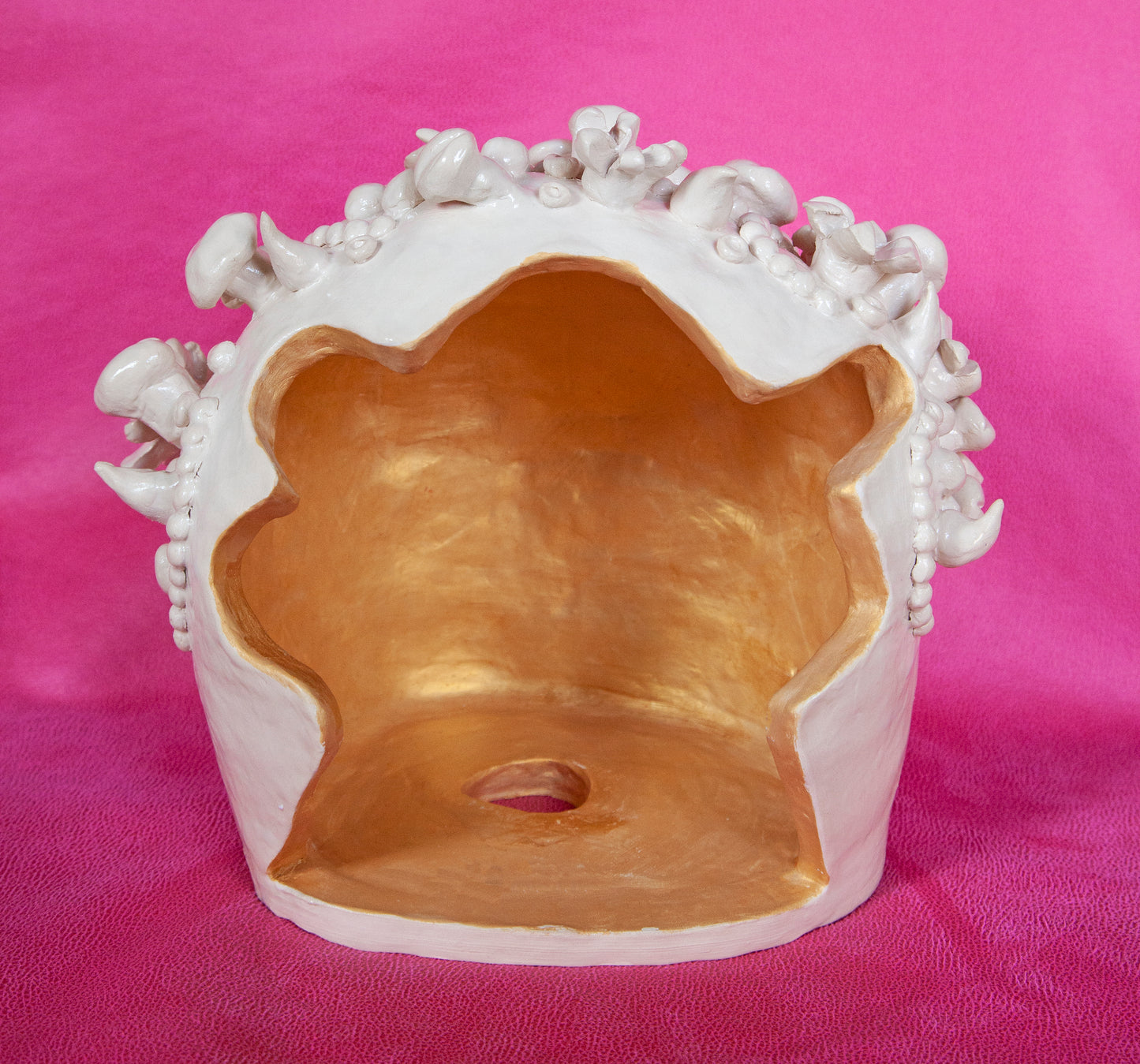 The Kiss - ceramic sculpture