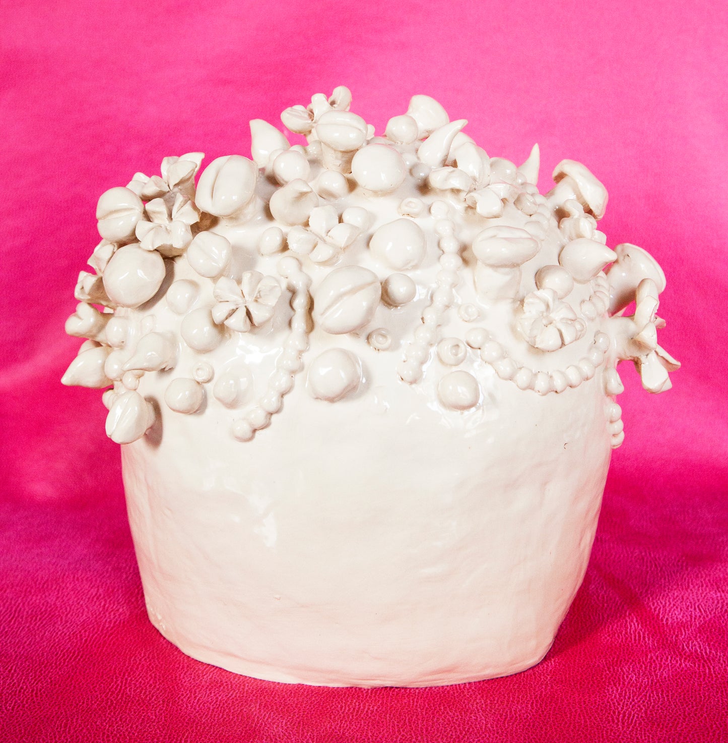 The Kiss - ceramic sculpture