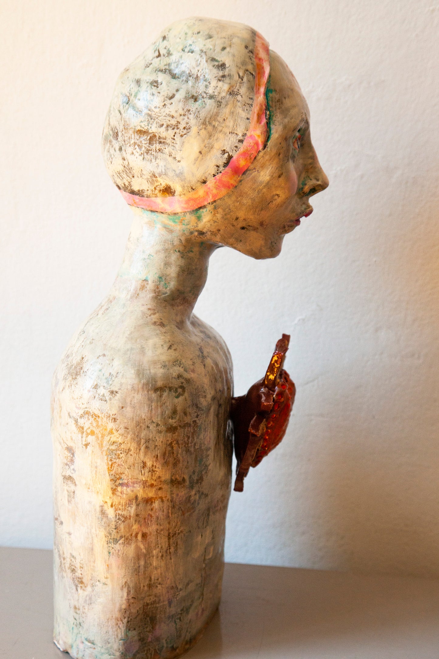 Alda - ceramic sculpture