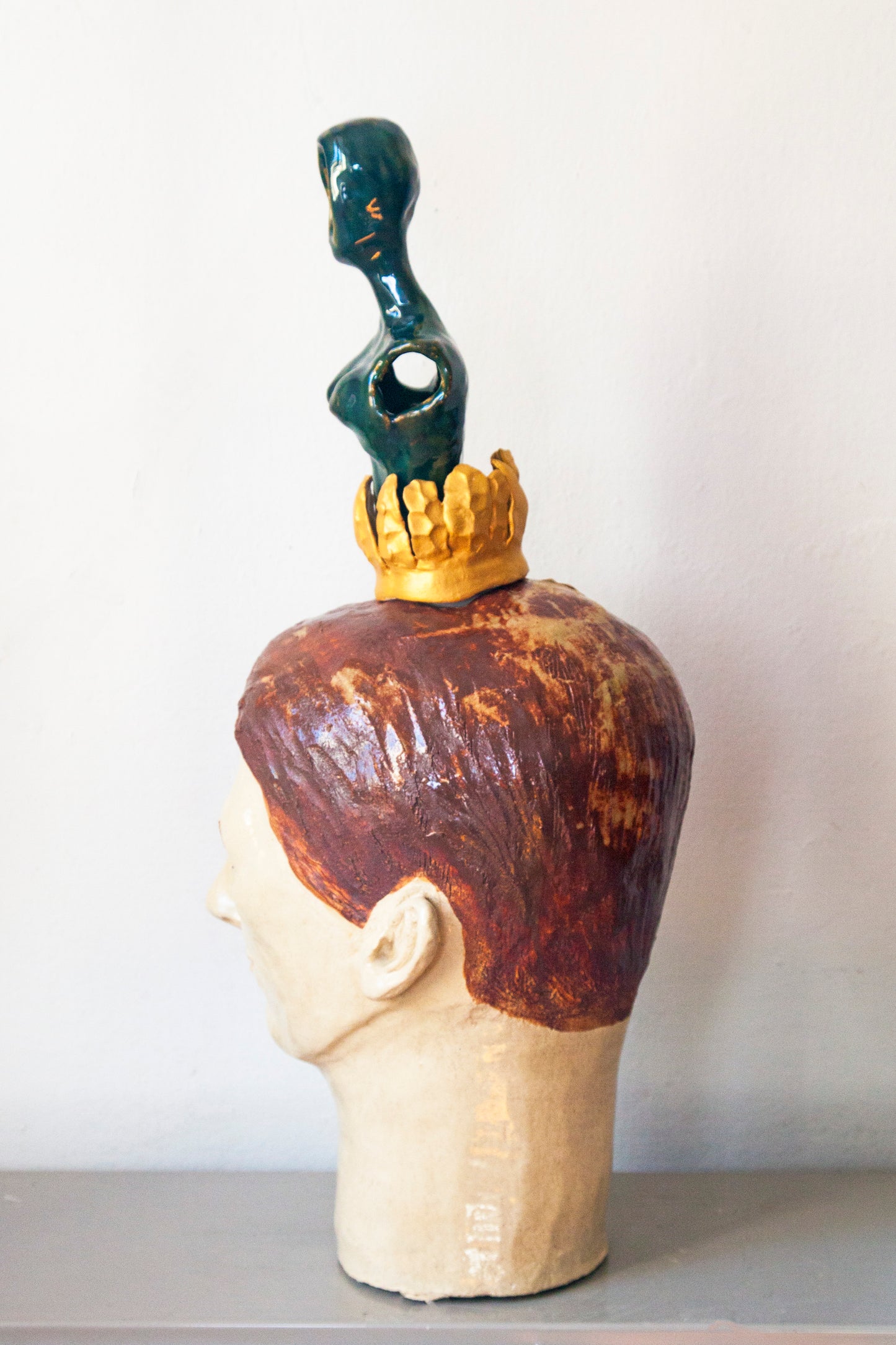 King - ceramic sculture